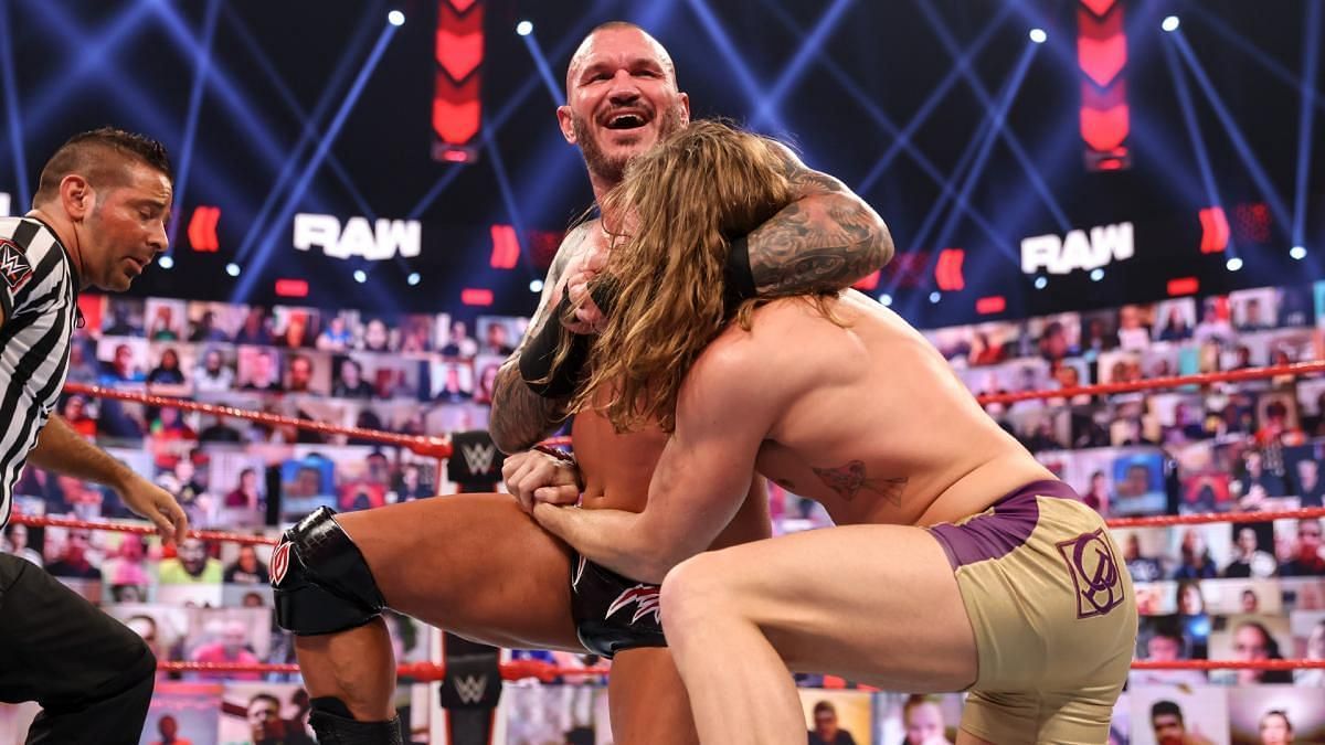 Randy Orton faced Riddle in a match on RAW (April 19th, 2021)