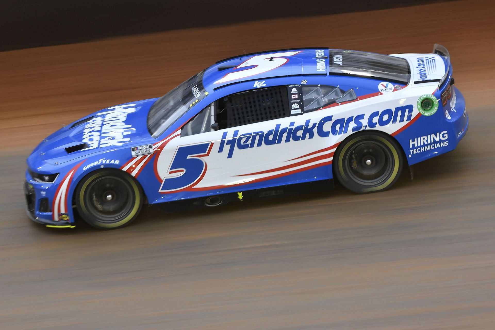 Kyle Larson drives during final practice for the NASCAR Cup Series Food City Dirt Race at Bristol Motor Speedway.