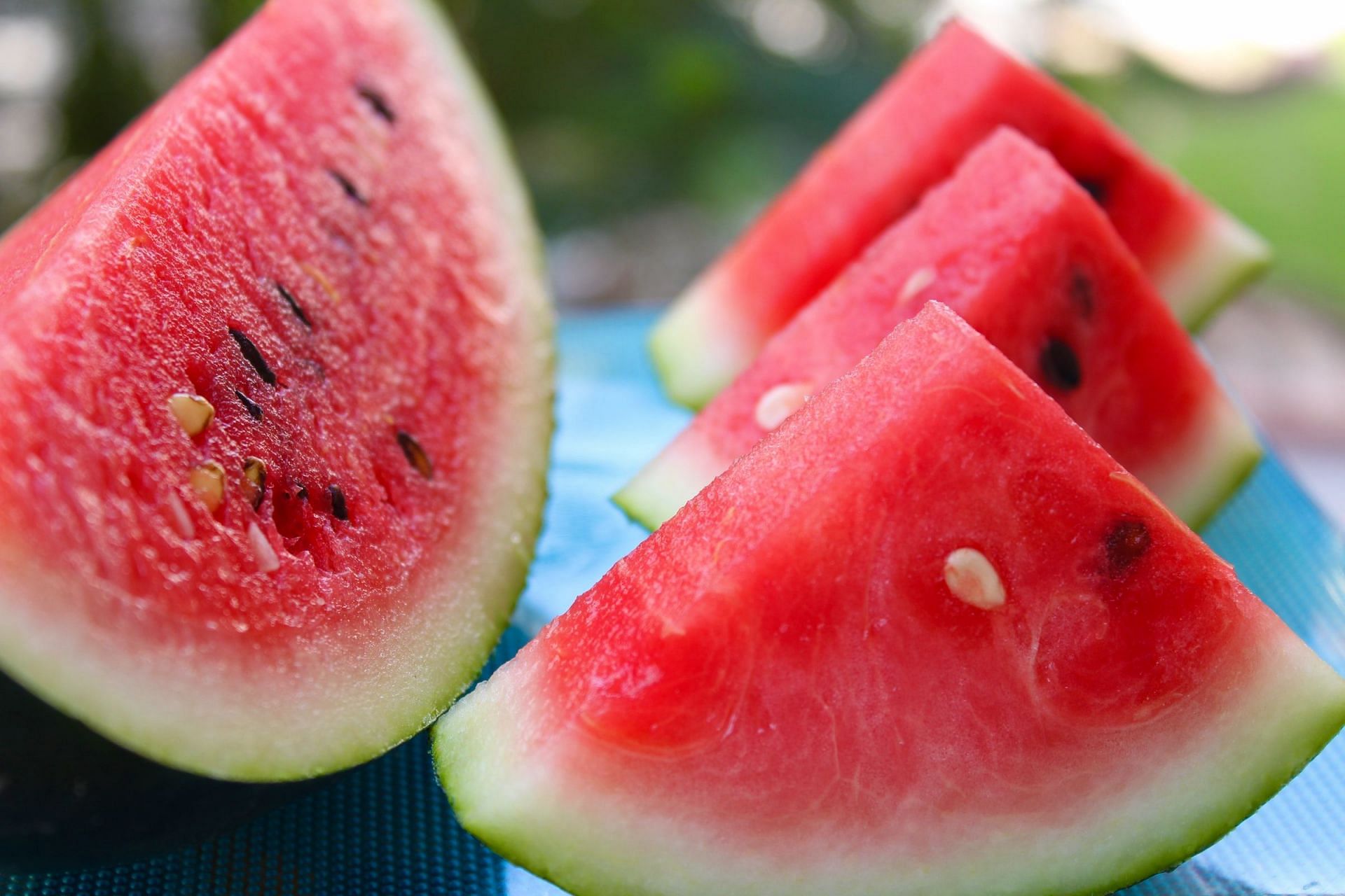 Fresh watermelon (Photo by Rens D on Unsplash)