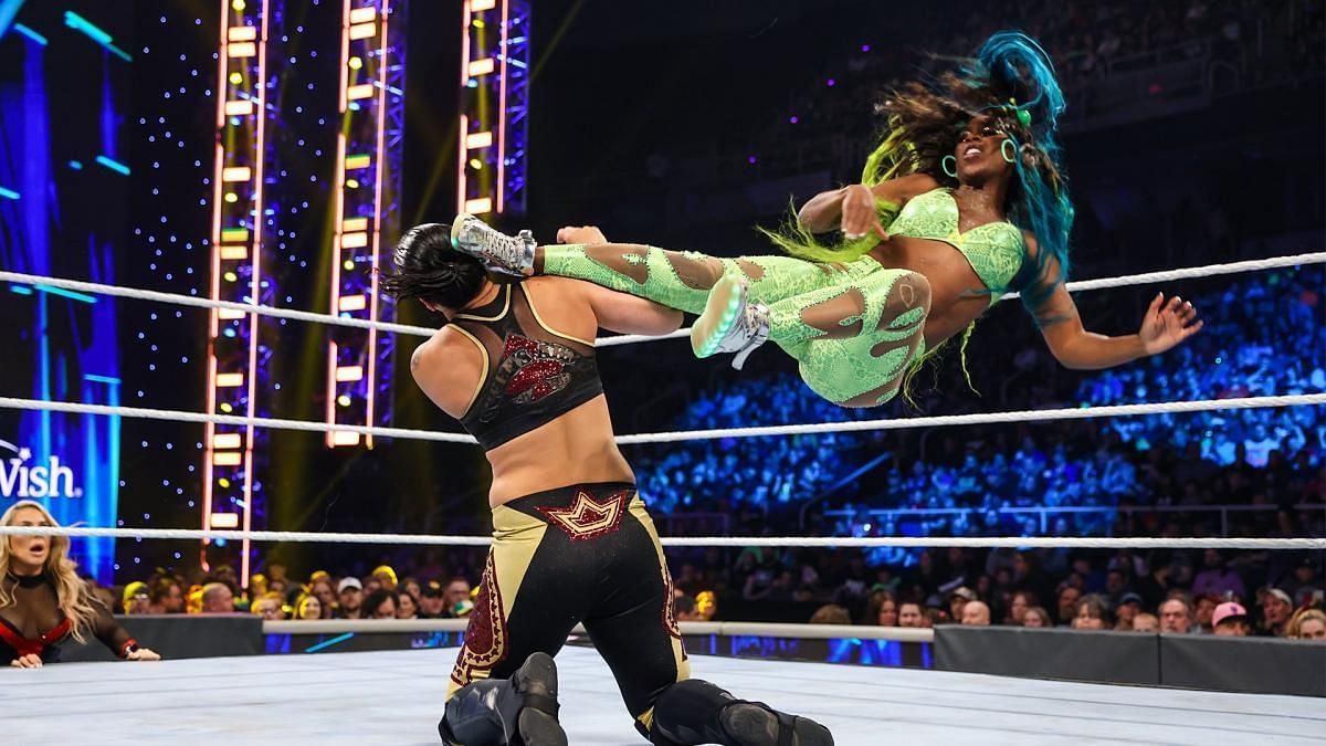 Naomi defeated Shayna Baszler on SmackDown last night!