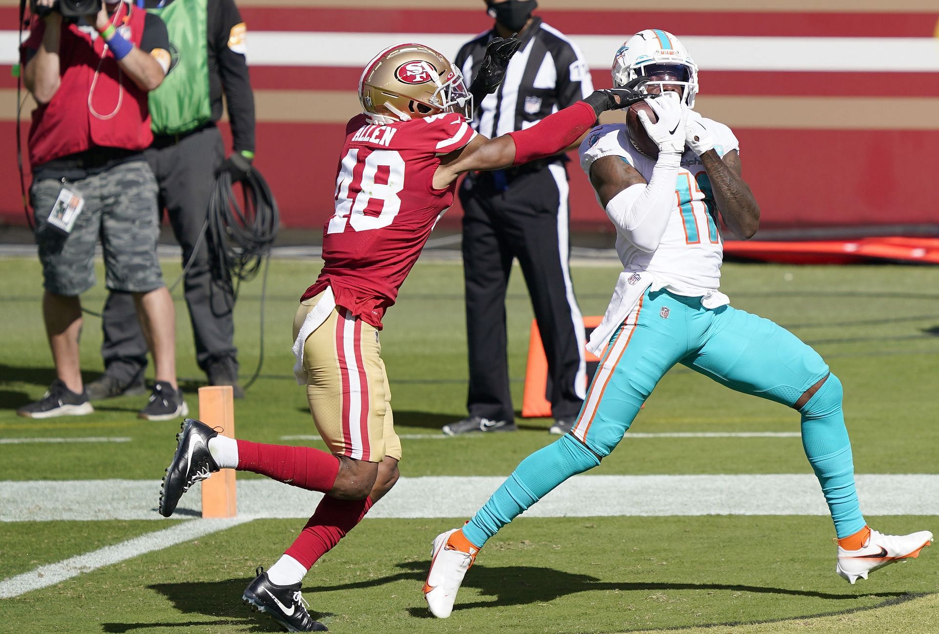 Miami Dolphins v San Francisco 49ers