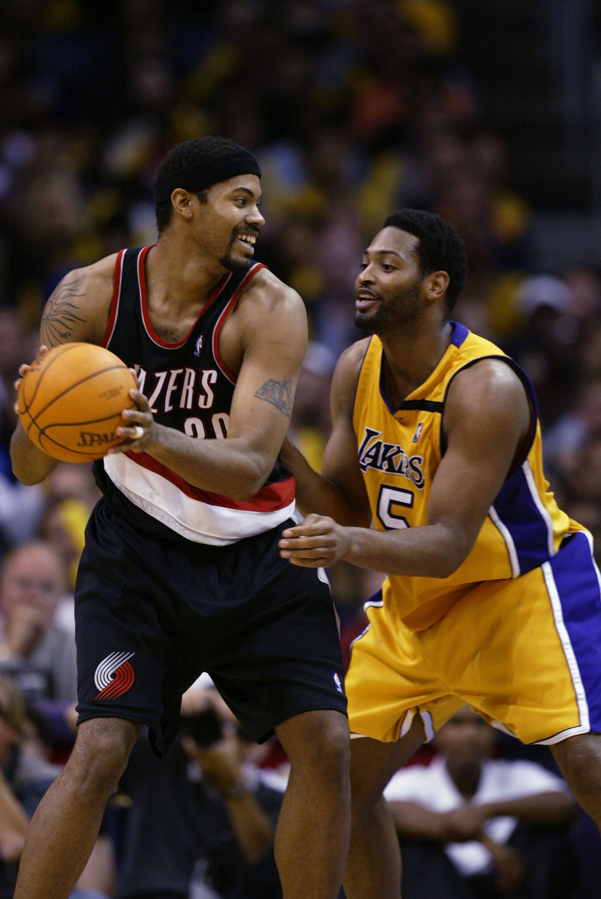 NBA Trades — Lakers Acquire Robert Horry in Four-Player Deal
