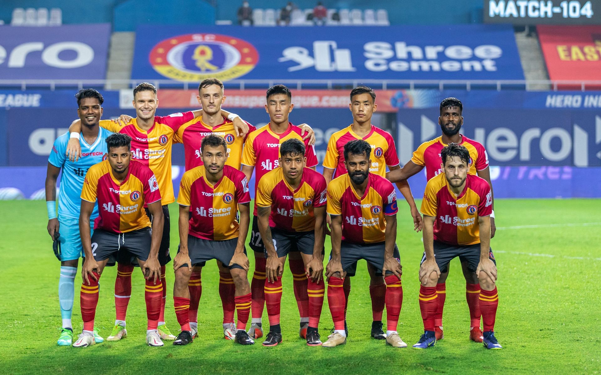 East Bengal players during their match in the Indian Super League 2021-22 season. (Image Courtesy: Twitter/sc_eastbengal)
