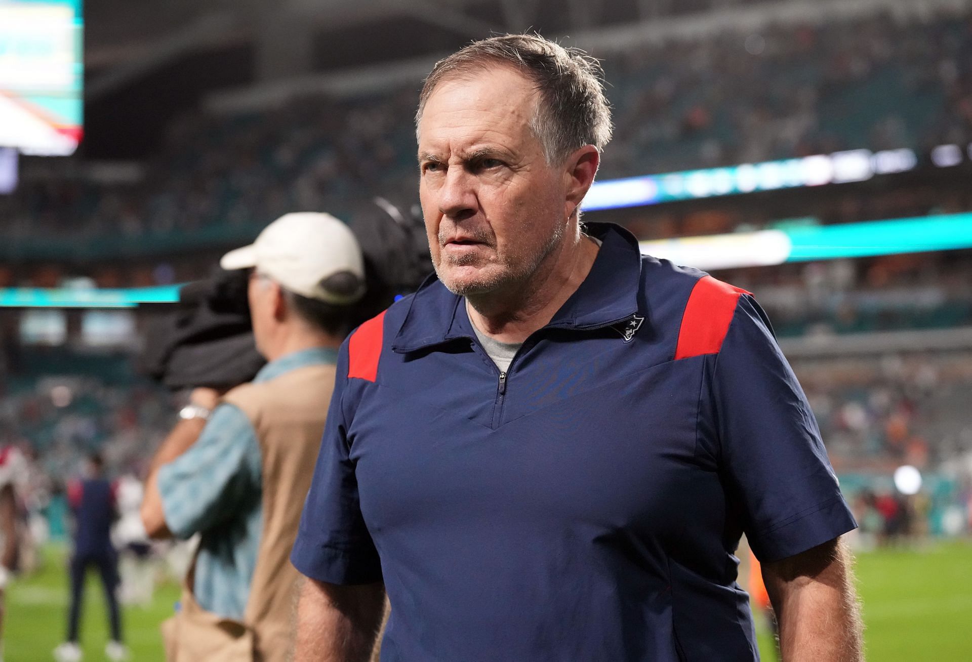 Bill Belichick is a 6x Super Bowl champion and still never looks satisfied.