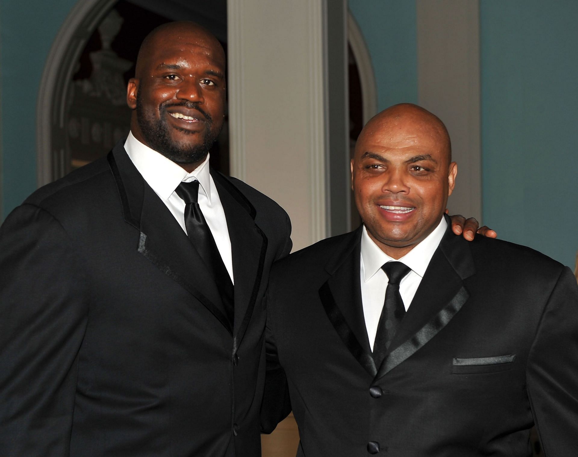 Shaquille O&#039;Neal and Charles Barkley predicted the Golden State Warriors to take away the Denver Nuggets&#039; lunch if Steph Curry is healthy. [Photo: Sportcasting]