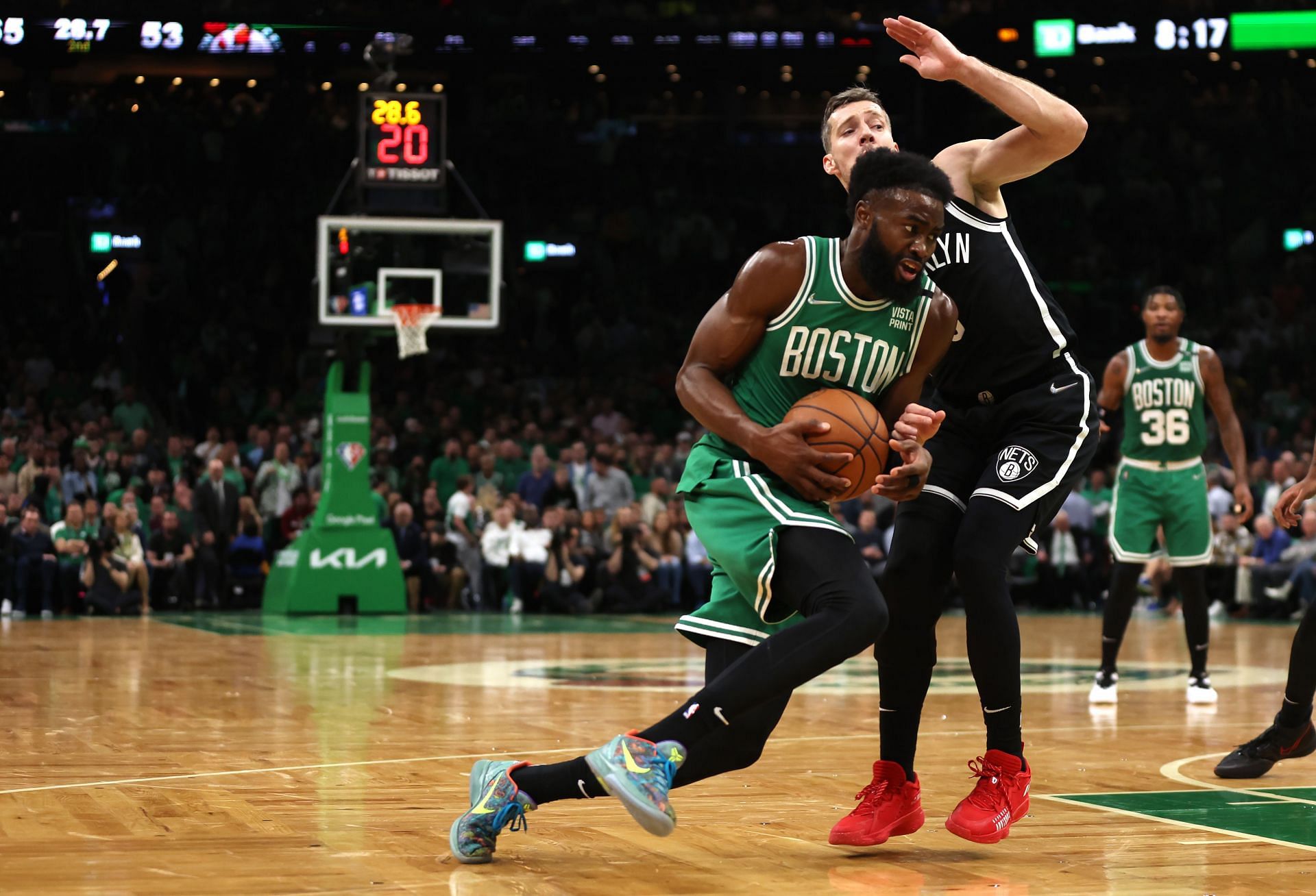 Jaylen Brown lead the Celtics with 22 points in Game 2.