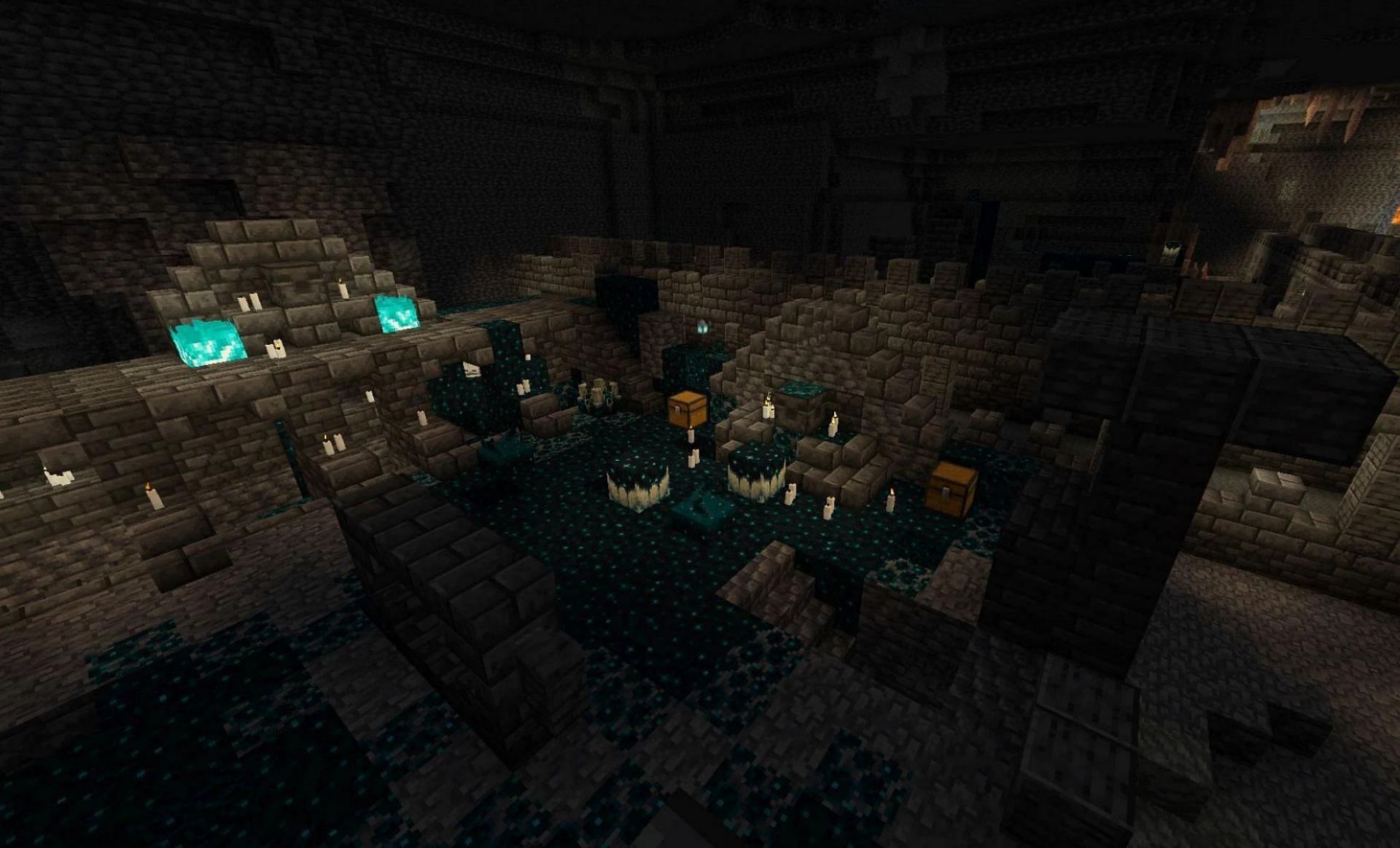 The updated Deep Dark has chests and the Warden (Image via Minecraft Wiki)