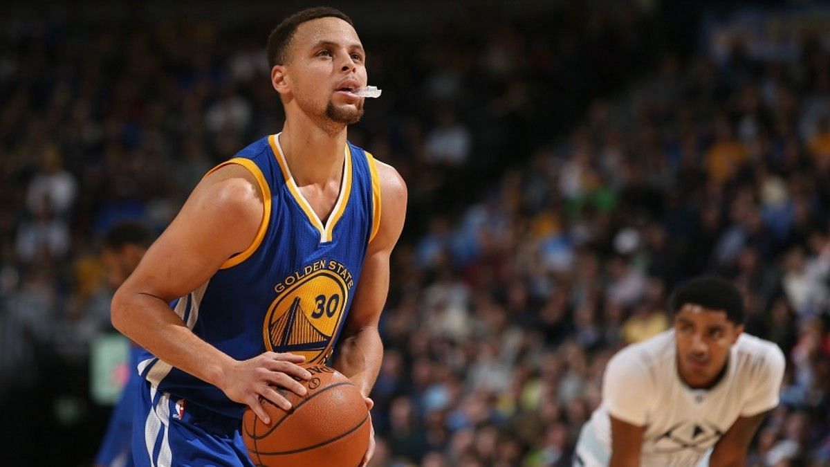 Steph Curry of the Golden State Warriors at the free-throw line
