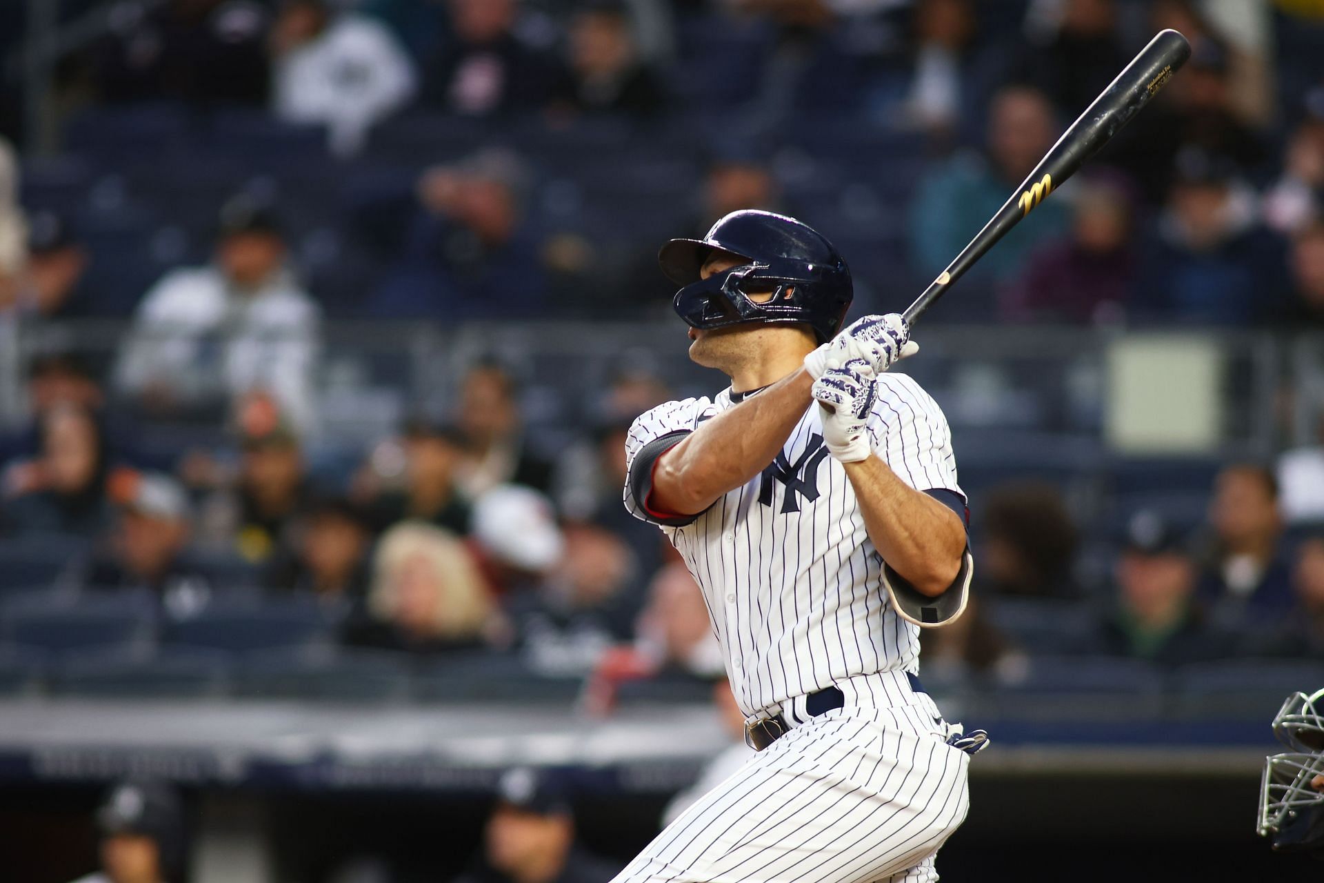 Yankees outfielder Giancarlo Stanton blasts his third home run of the season at Yankee Stadium last night, becoming the seventh fastest player to hit 350 home runs.