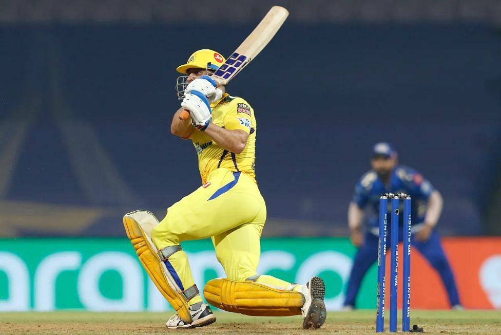 MS Dhoni hit three fours and a six during his knock [P/C: iplt20.com]