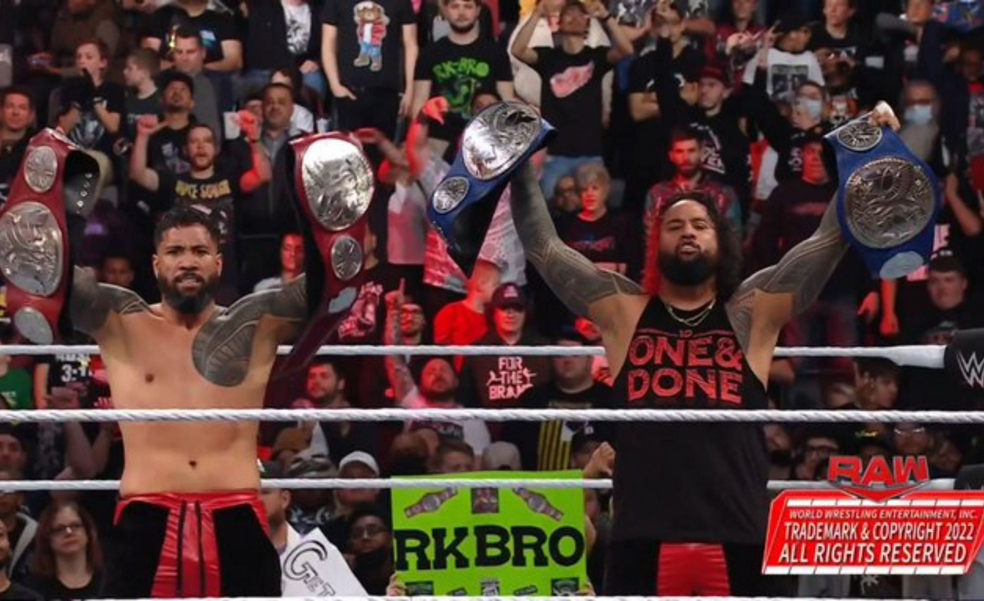 WWE Raw में द उसोज ने जीता बड़ा मैच और चैंपियन के ऊपर किया अटैक 