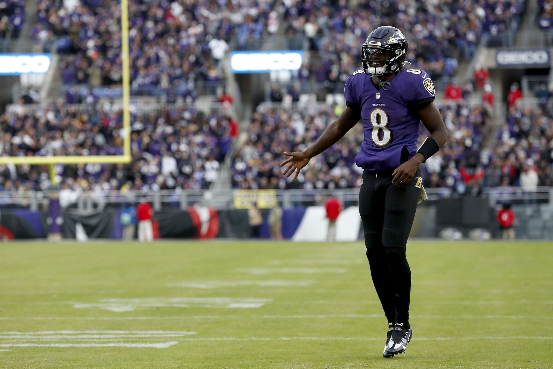 Football on X: Lamar Jackson really got a hand warmer built into his jersey.  Never seen that before. 