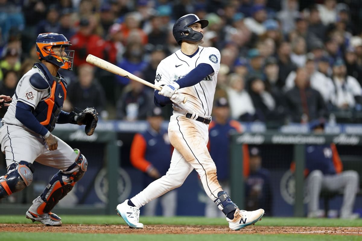 Seattle Mariners pitchers tame the Houston Astros in landslide victory