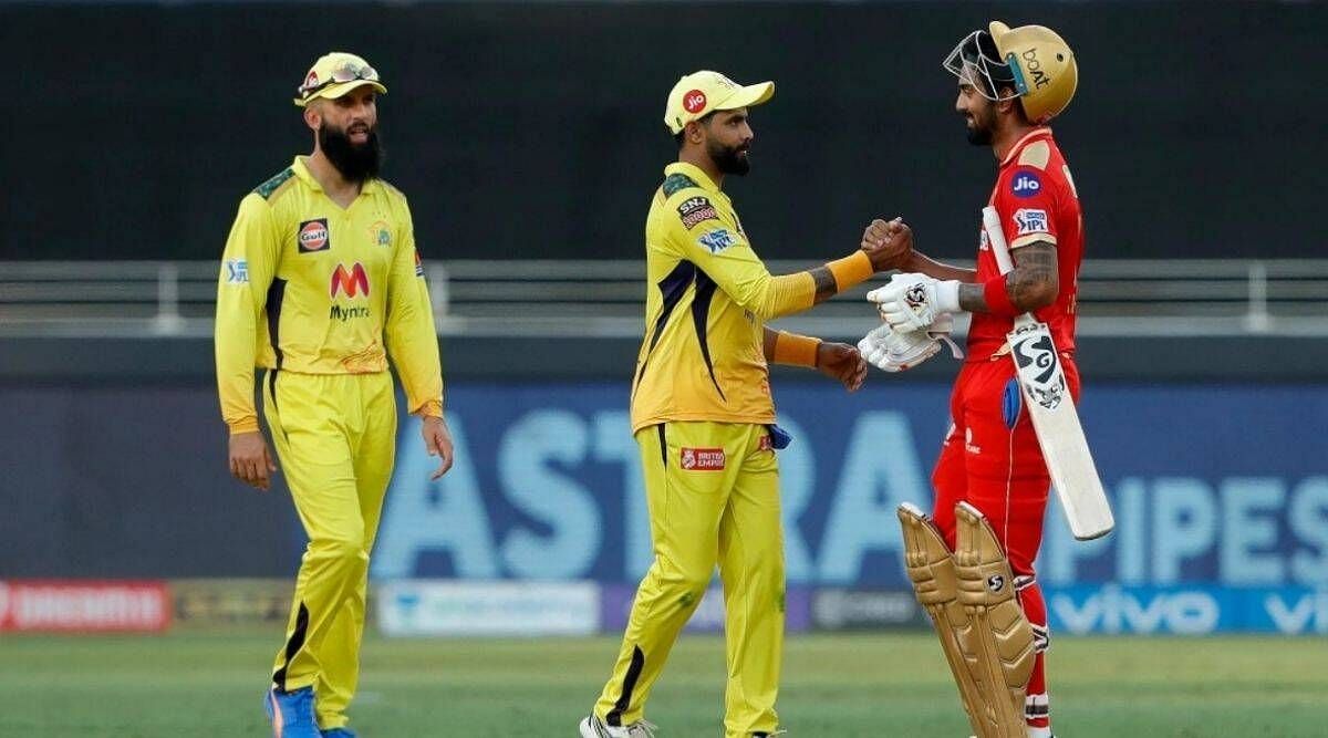Can Ravindra Jadeja (centre) lead a CSK fightback after back-to-back defeats?