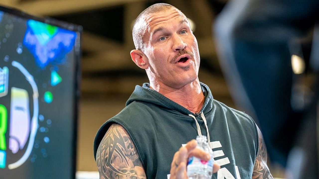 Randy Orton helped a fellow superstar during his younger years