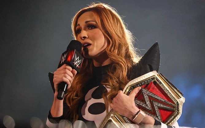 WWE Hall of Famer calls out Becky Lynch in a recent tweet