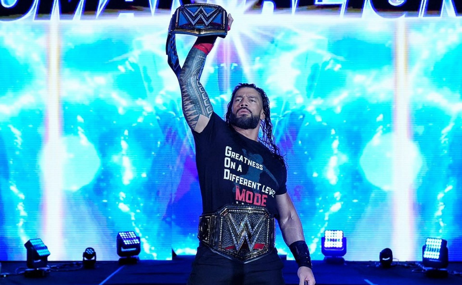 WWE Sunday Stunner Live Event में रोमन रेंस की हुई जीत 