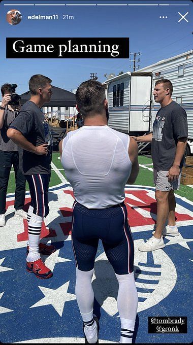 Why Tom Brady, Gronk were spotted wearing Patriots gear (presumably)