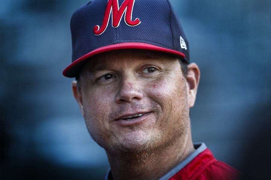 Mike Shildt while managing the Memphis Redbirds
