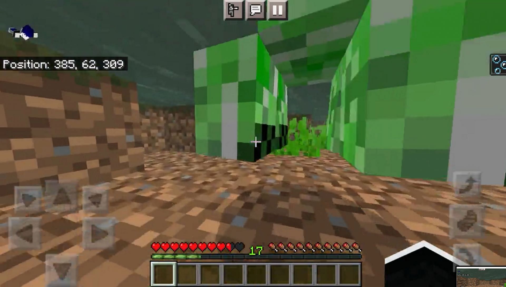 A user posted a video of an interesting way to take damage from Minecraft creepers (Image via u/JuJuDinkyDoo, Reddit)
