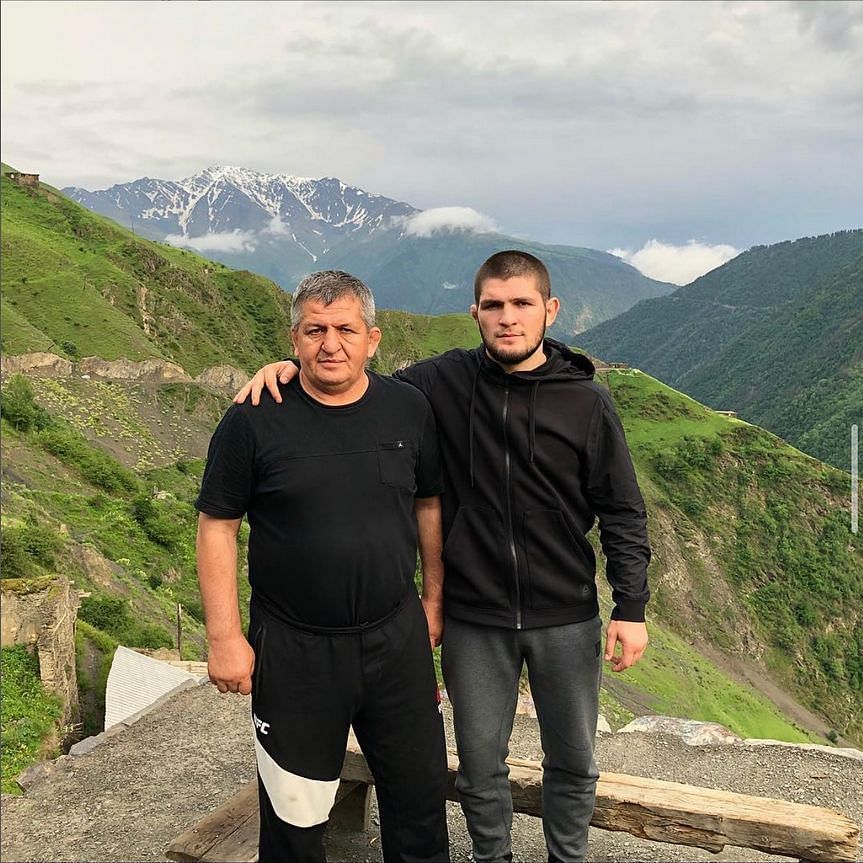 Khabib Nurmagomedov with his father, Abdulmanap(Photo via @khabib_nurmagomedov on Instagram)