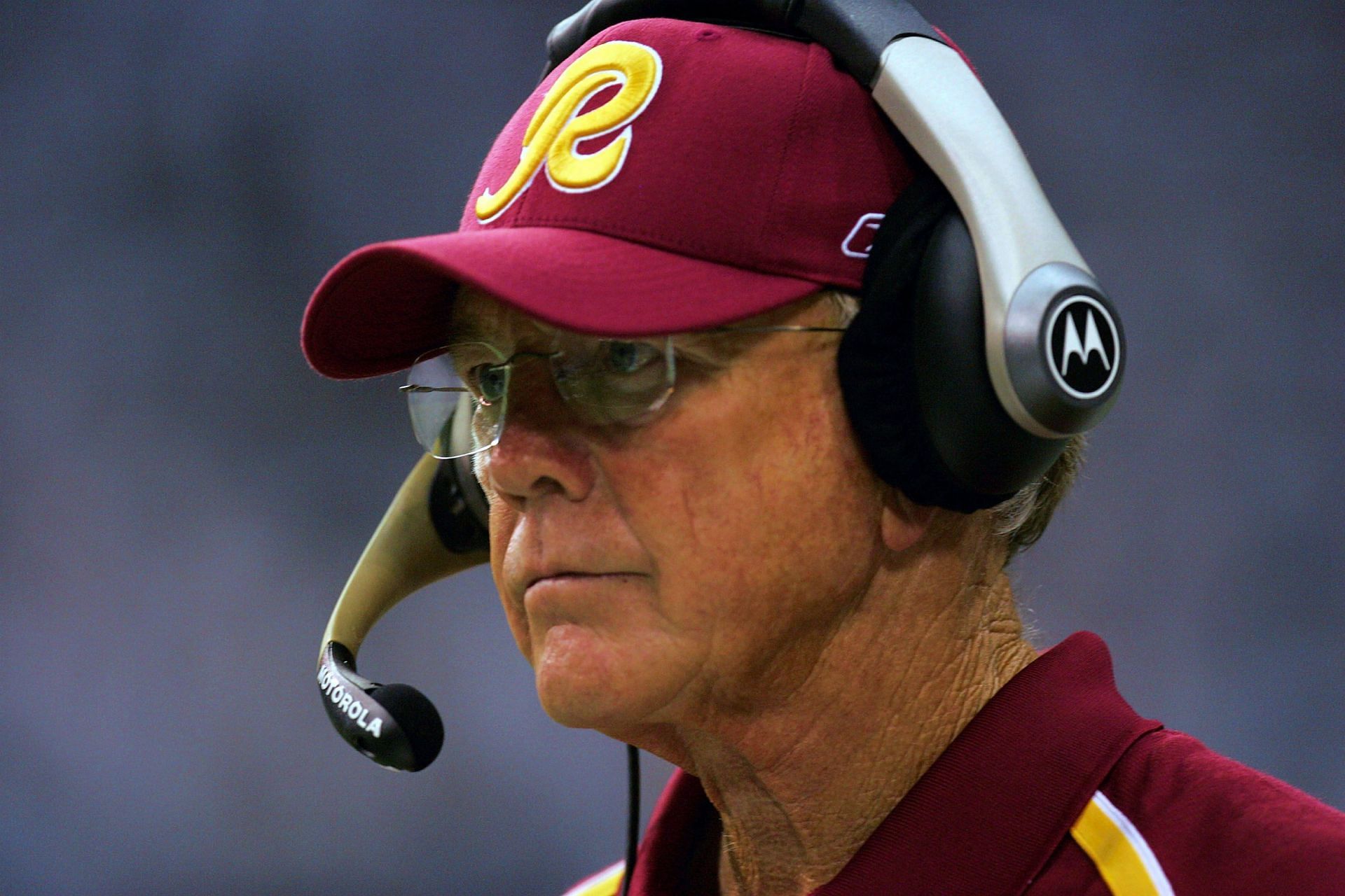 Washington head coach Joe Gibbs