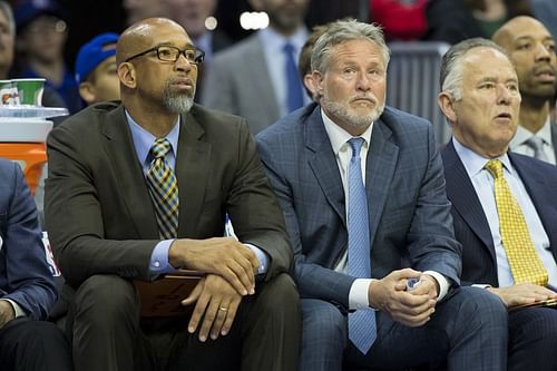 Monty Williams and Brett Brown on the sidelines