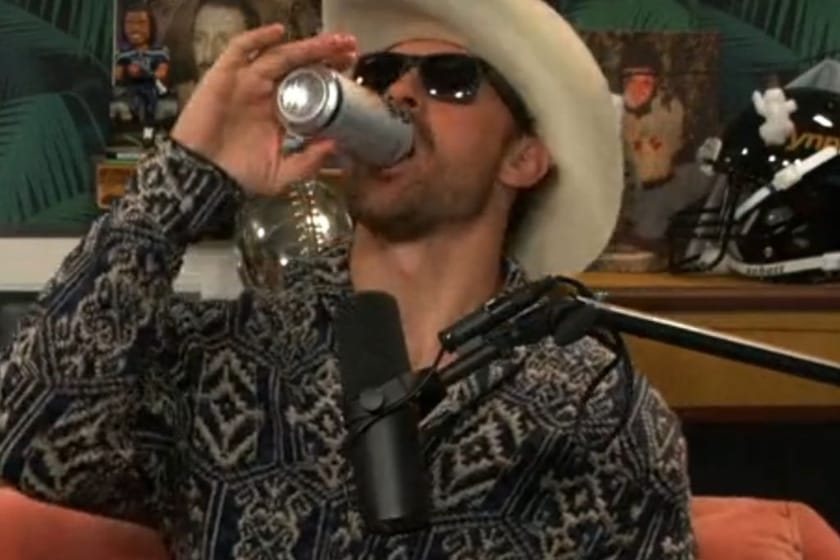 Super Bowl champion almost throws up after consuming dip spit