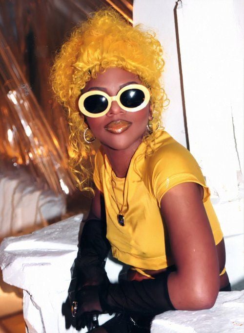 Lil' Kim honors The Notorious B.I.G. on 50th birthday gala as fans pay ...