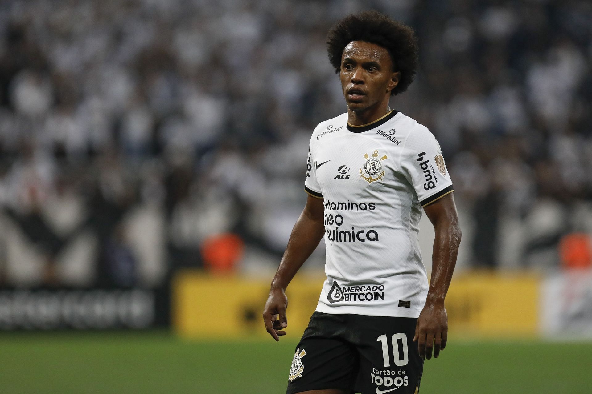 Corinthians will look to extend their lead at the top when they host America Mineiro on Sunday