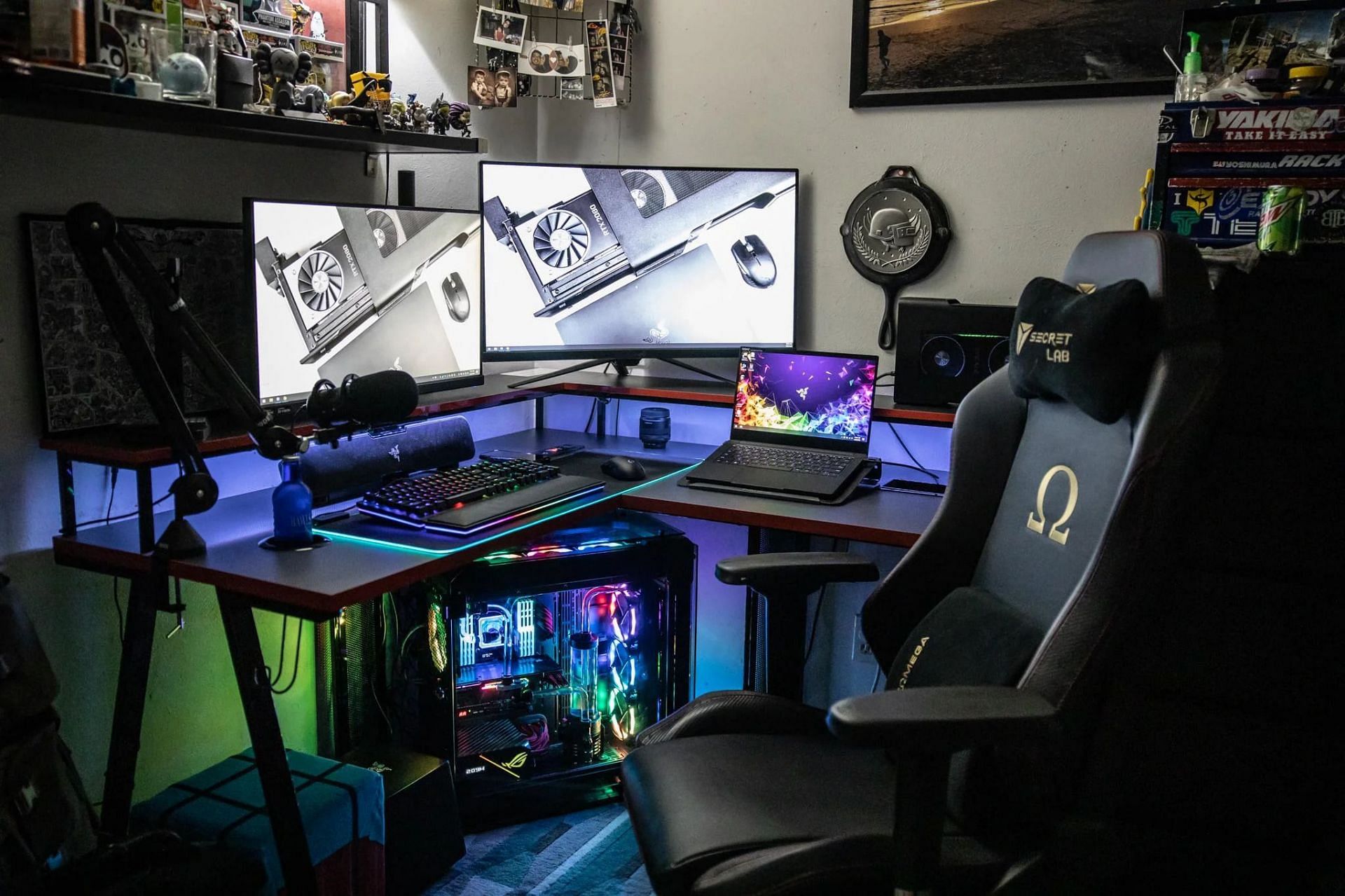 A Gaming Desk and PC