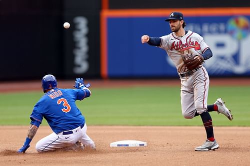 The Atlanta Braves fell 4-5 to the New York Mets in Game 1 of Tuesday's doubleheader.