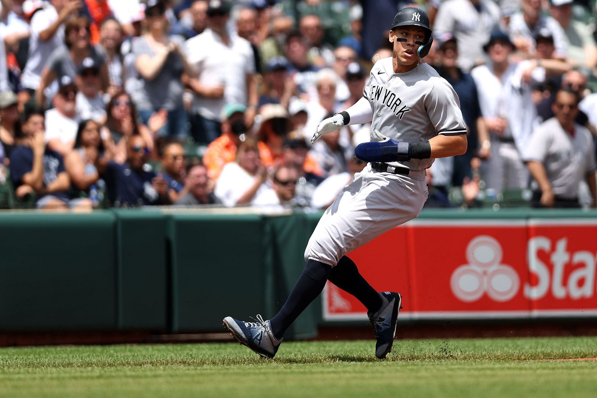 New York Yankees v Baltimore Orioles