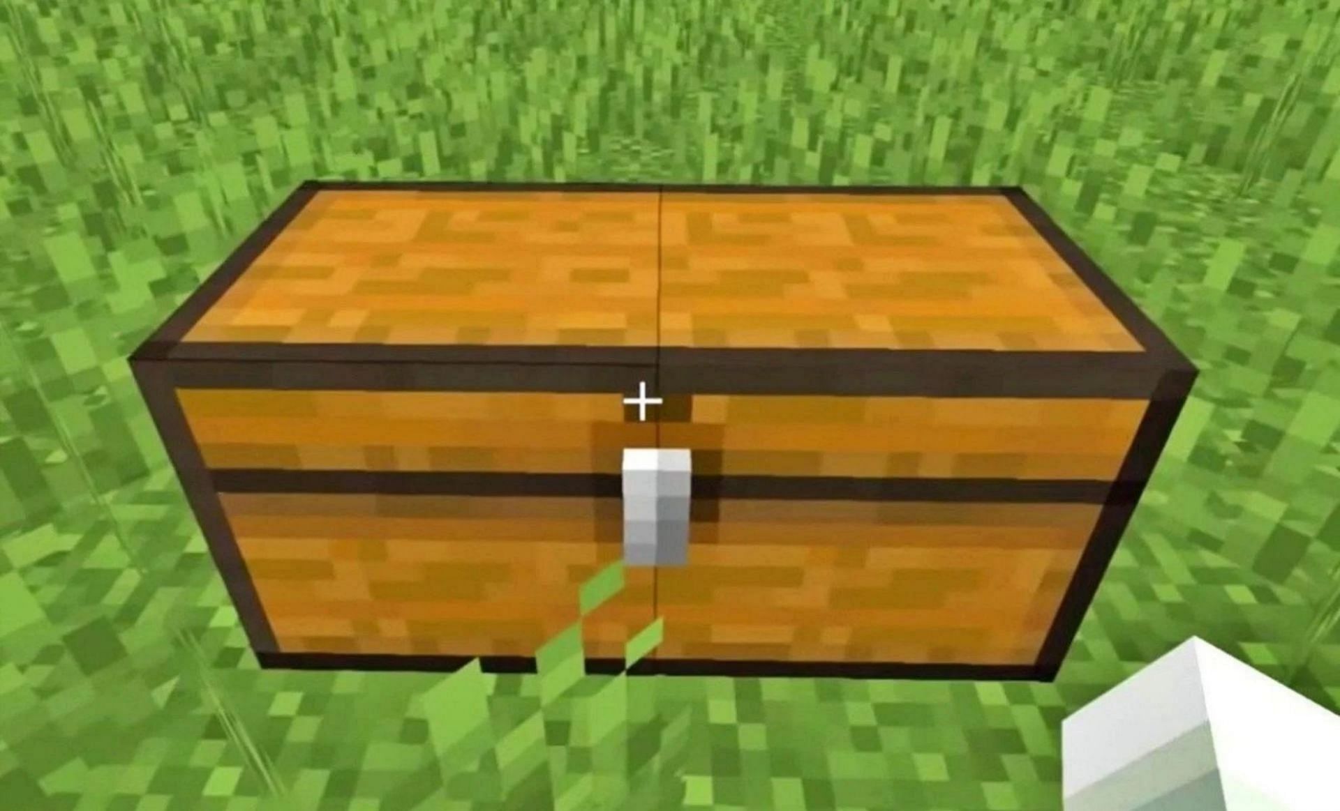 How to move everything in a chest at once in Minecraft