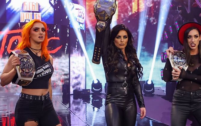 Toxic Attraction defended their tag team titles to open NXT 2.0