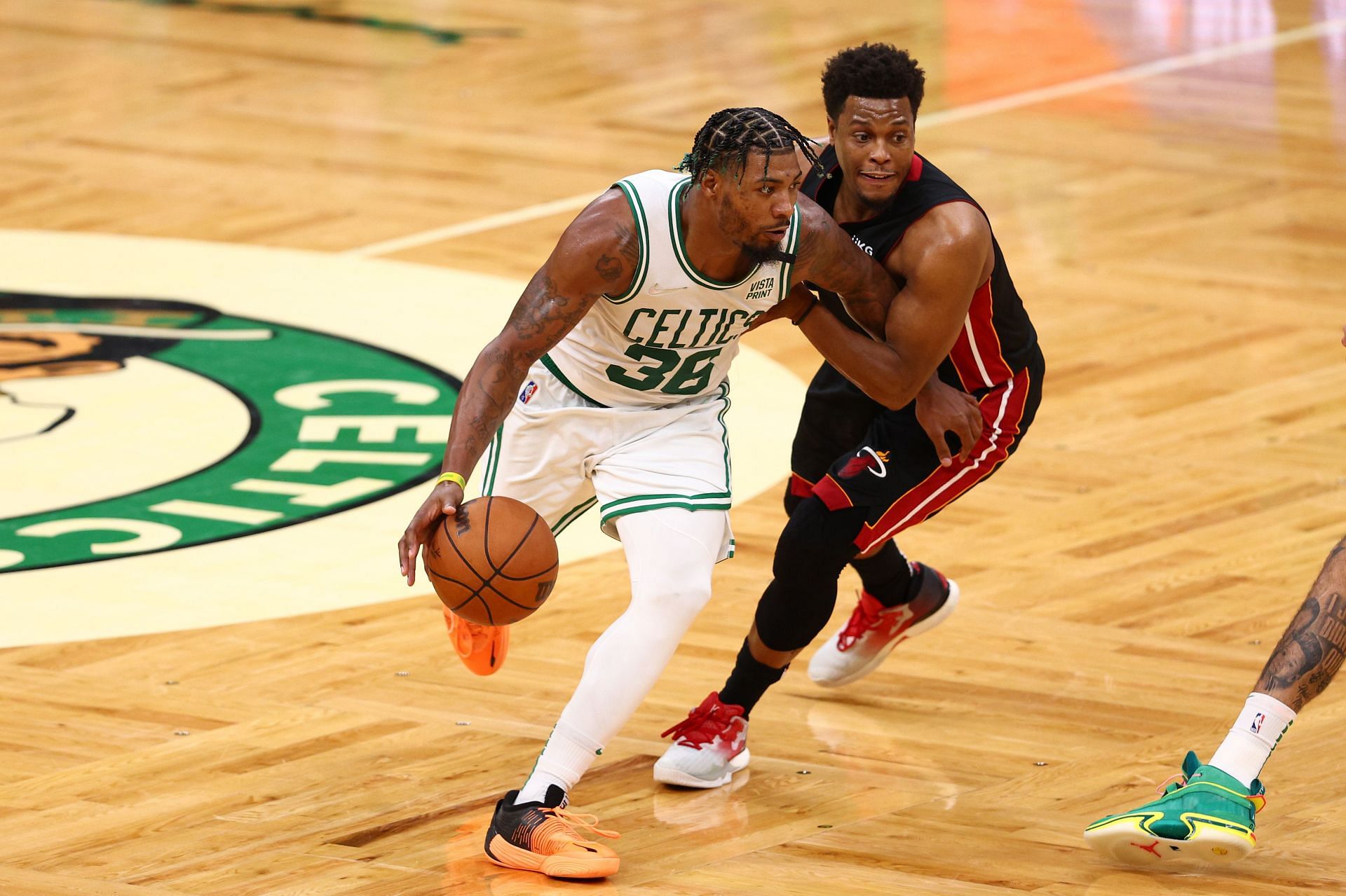 Marcus Smart being guarded by Klye Lowry in Game Three