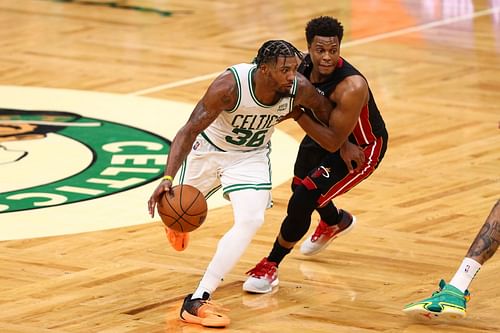 Marcus Smart being guarded by Klye Lowry in Game Three