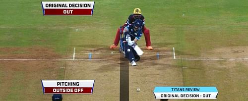 Matthew Wade was adjudged lbw in controversial fashion. Screenshot courtesy Hotstar