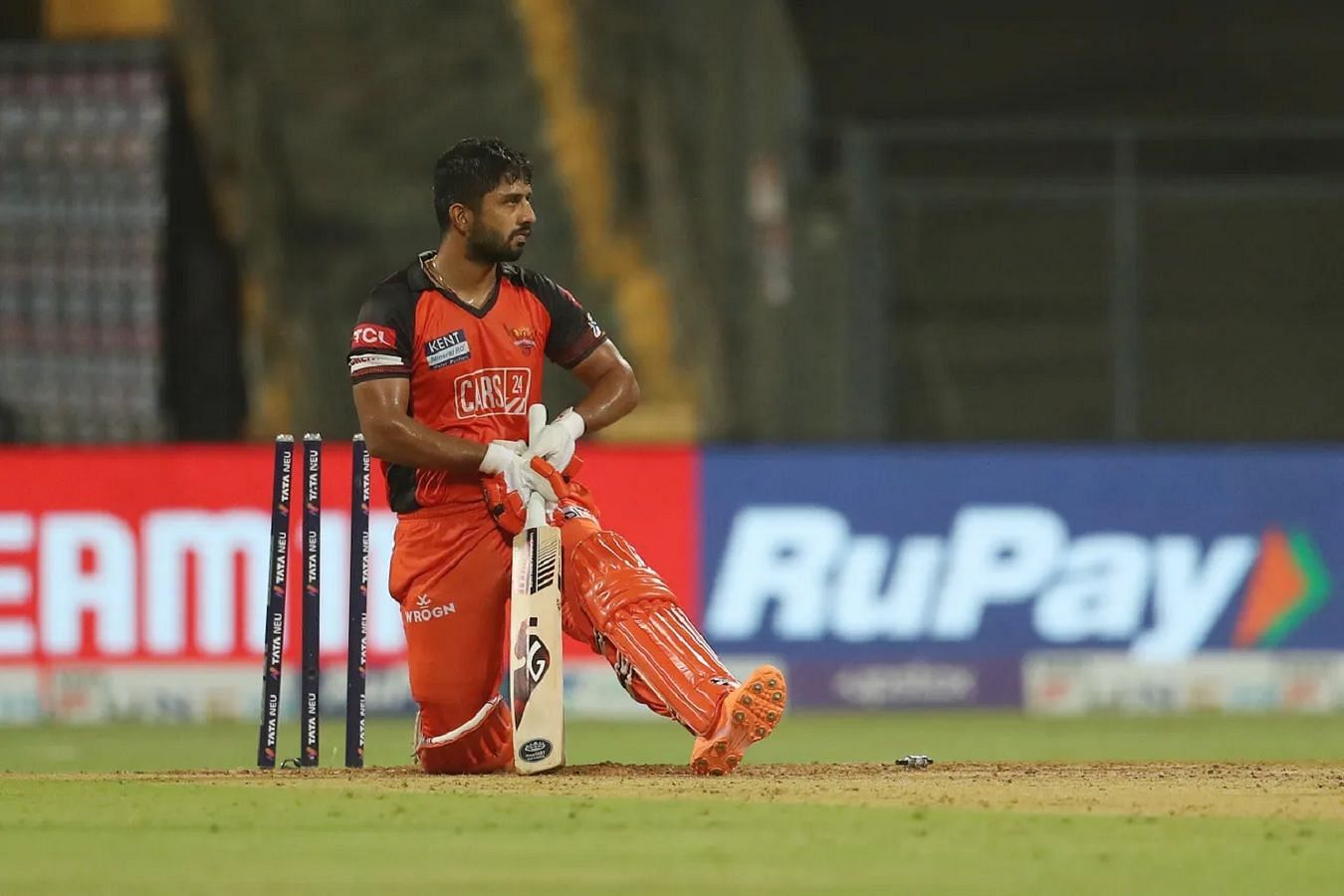 राहुल त्रिपाठी ने मुंबई इंडियंस के खिलाफ 76 रन की शानदार पारी खेली