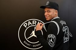 "MJ got paid $30 million in 96/97 and $33 million in 97/98" "No way Milwaukee would ever be able to build a title contender" - Redditors work out what the highest NBA contracts would be if there was no salary cap, compare it to Mbappe-Real Madrid fiasco