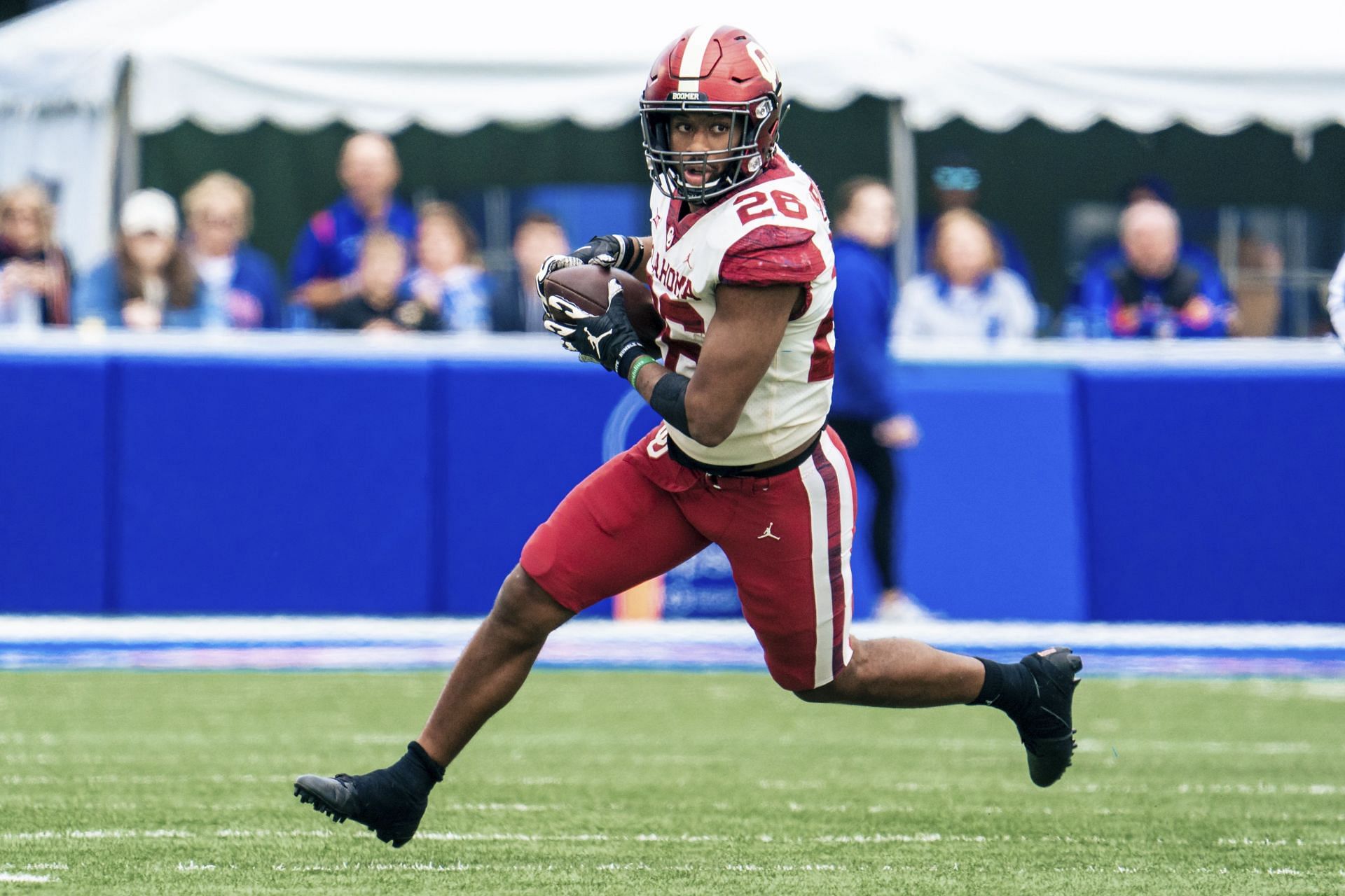 Oklahoma Sooners running back Kennedy Brooks