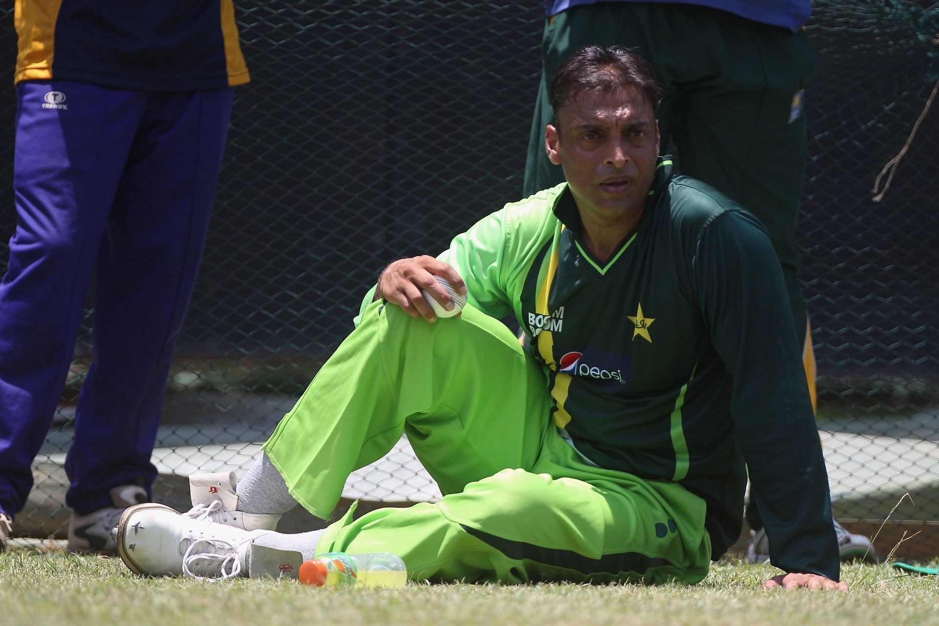 Shoaib Akhtar of Pakistan Announces His Retirement From International Cricket