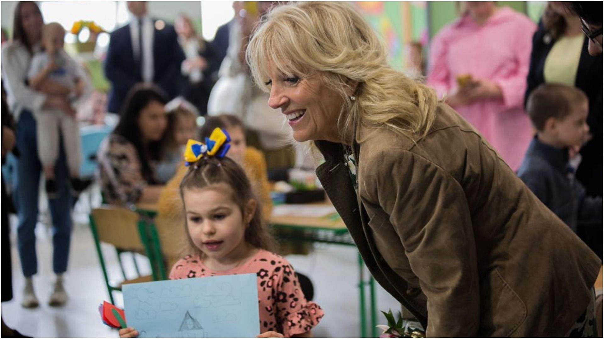 Jill Biden speaks with Ukrainian children who fled to Slovakia following the Russian-Ukraine conflict (Image via Zuzana Gogova/Getty Images)