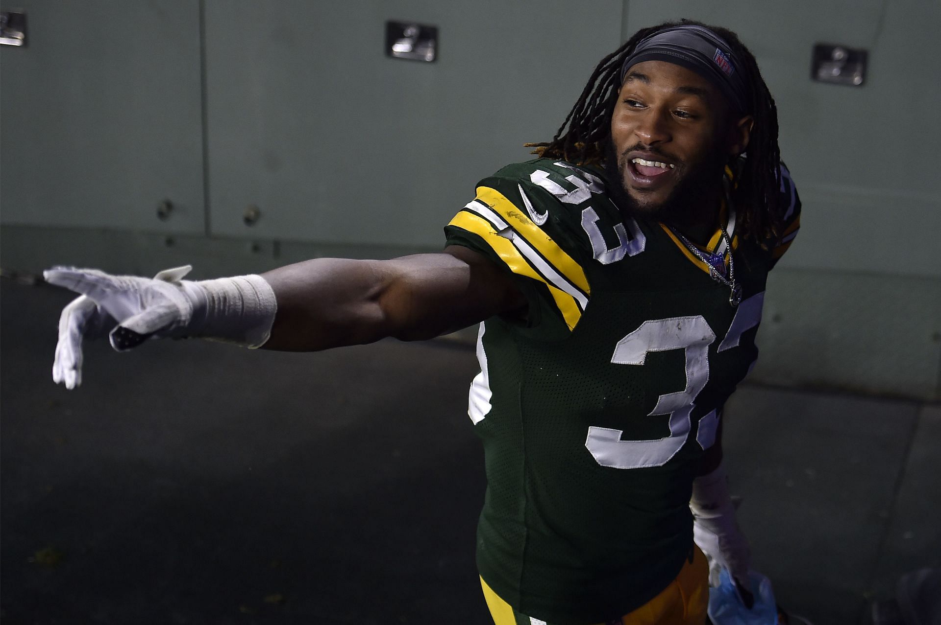 Three Reasons The Packers Should Cut Ties With Aaron Jones