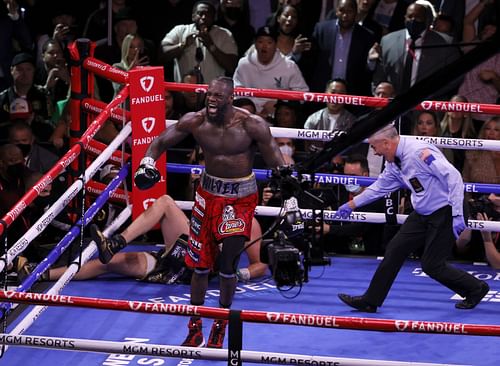 Tyson Fury knocked down by Deontay Wilder