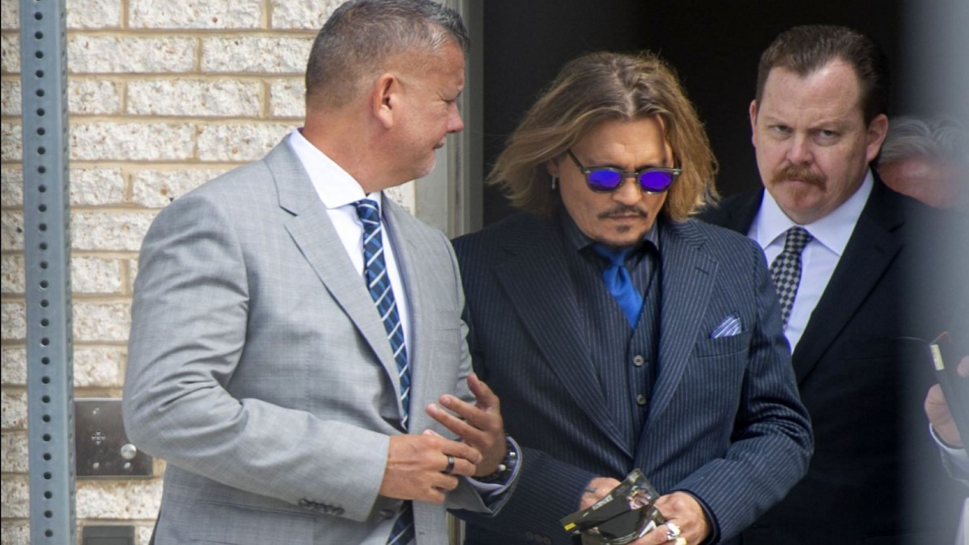 Johnny Depp in the courtroom (Image via Bonnie Cash)