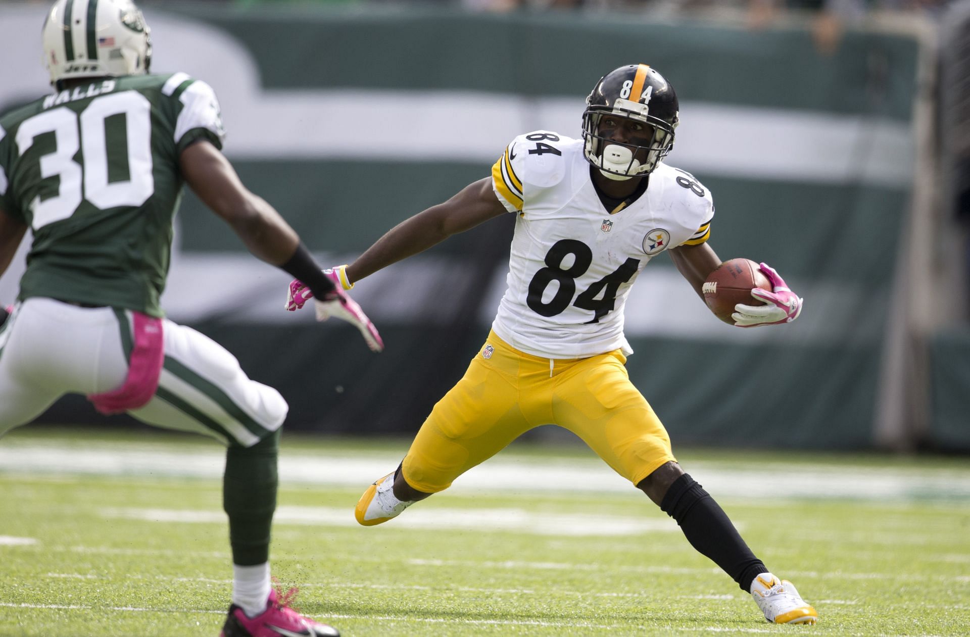 Antonio Brown in action for the Pittsburgh Steelers.