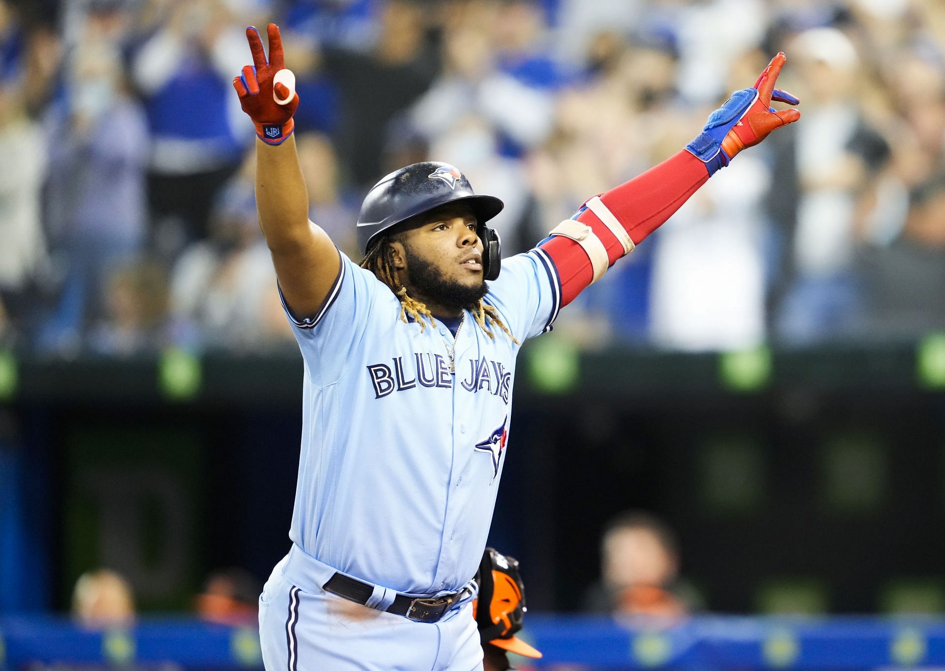 MLB 2022 - Toronto Blue Jays Vladimir Guerrero Jr. smacked 3 home runs against the Yankees on April 13