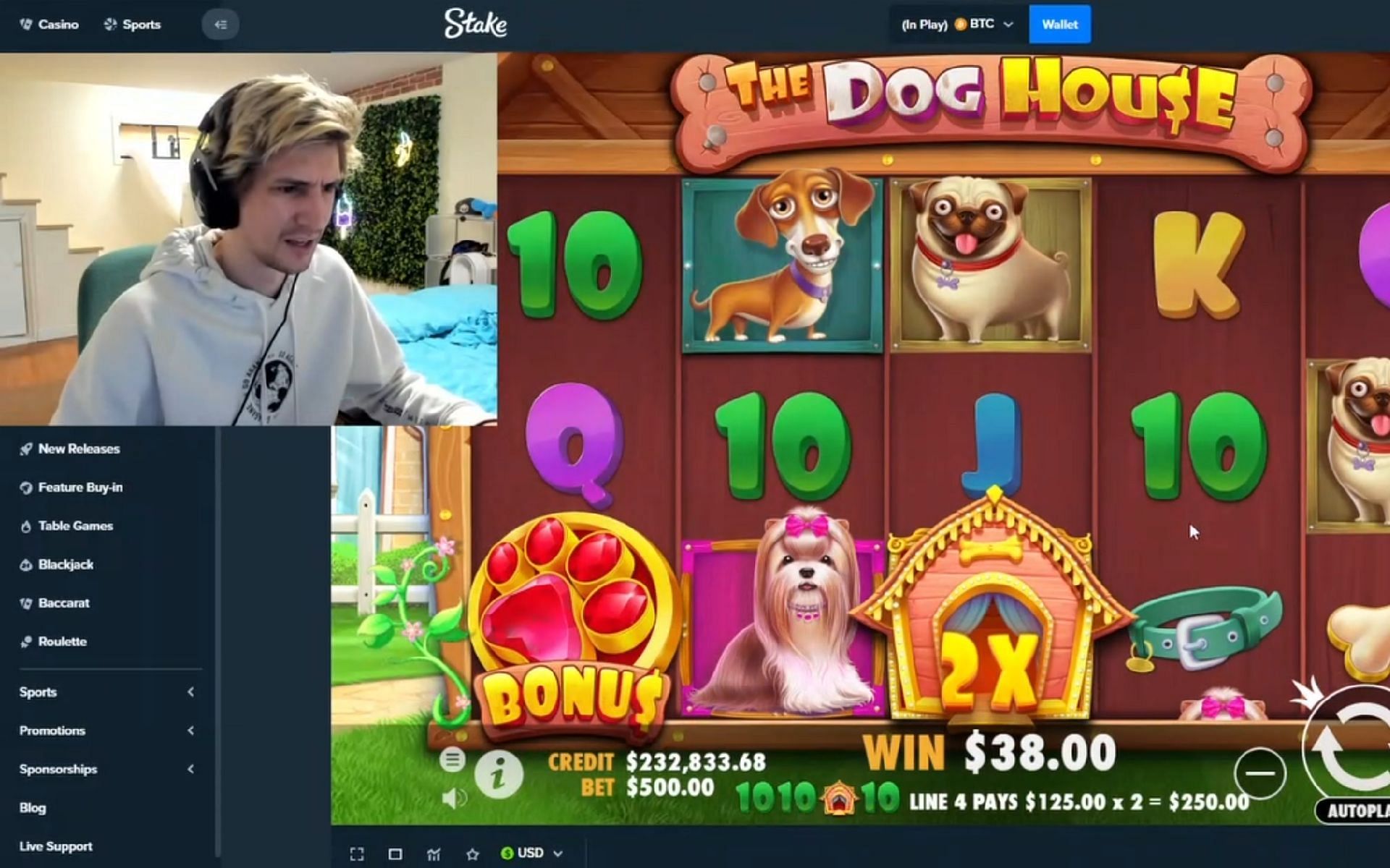 xQc hosts a sponsored gambling stream 10 months after apologizing for accepting sponsored gambling content (Image via xQc/Twitch)