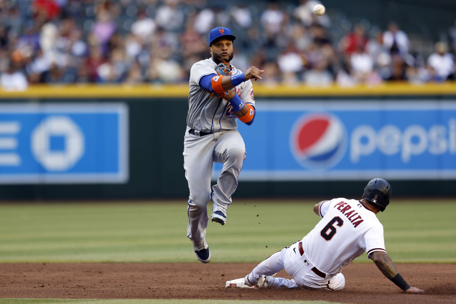 New York Mets v Arizona Diamondbacks